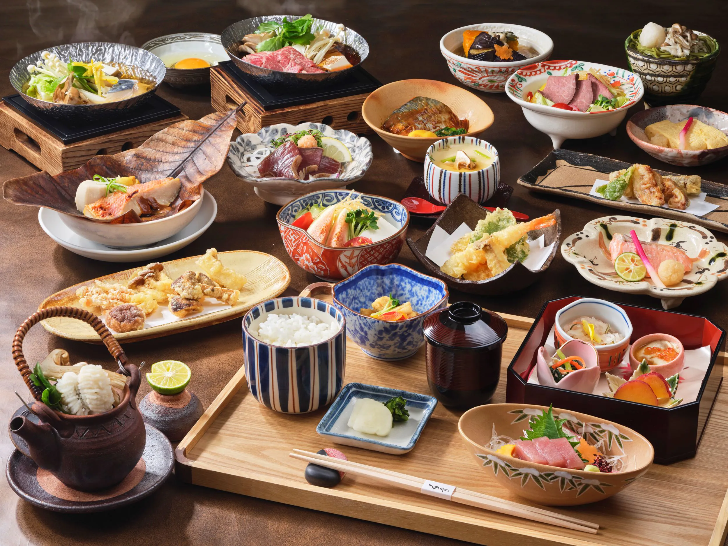 All-you-can-eat Japanese lunch! “Ama no Shiki Gozen” Order your favorite dishes from your table!