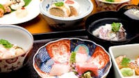 【祇園コース】鱧又は穴子、天然平目土瓶蒸し、季節の棒寿司など全9品の画像