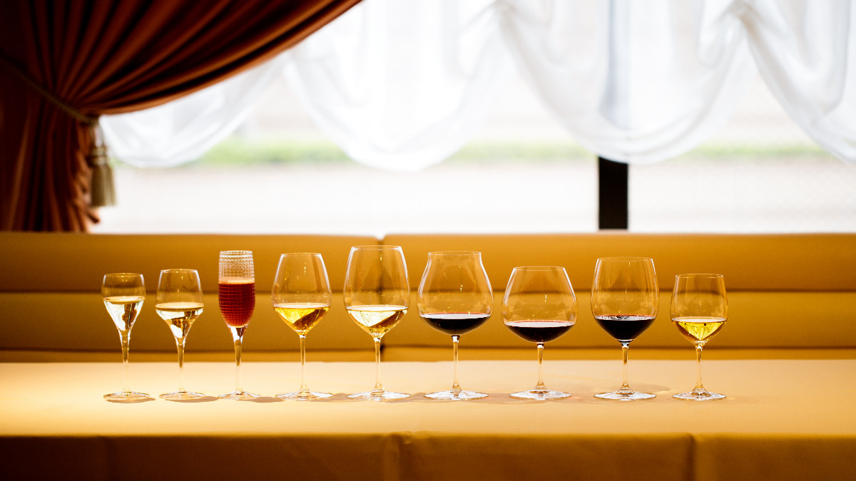 [Lunch] 90-Minute Free Flow Drinks Included A Course ¥10,000 (Tax and Service Charge Included)