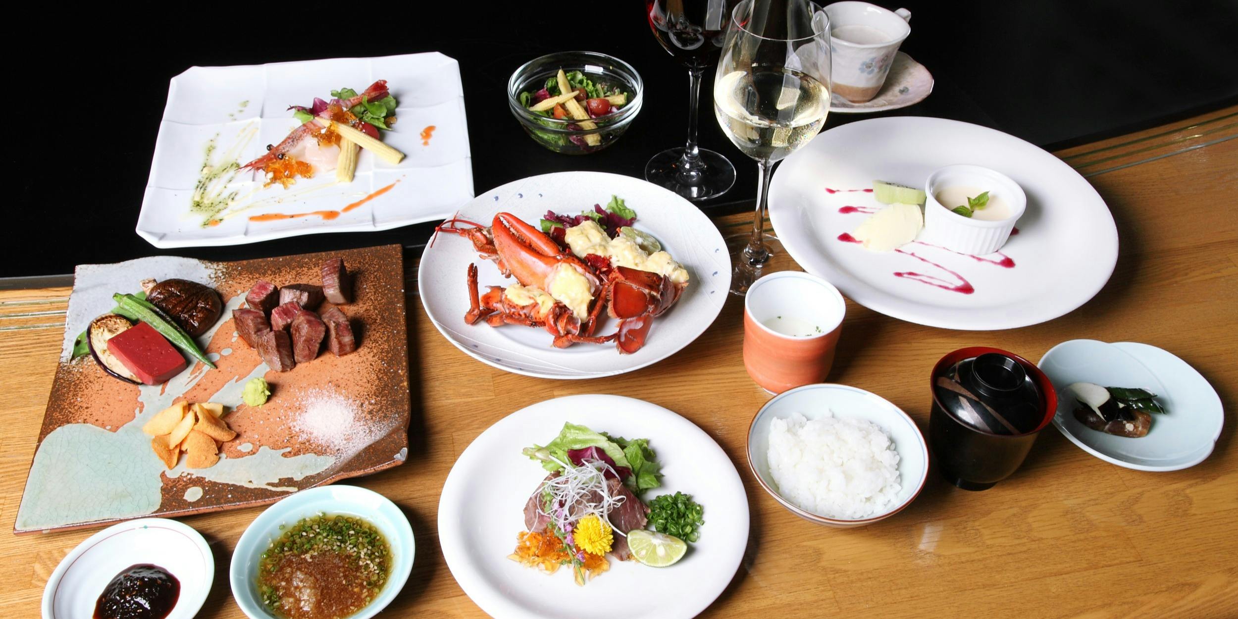 Today's Chef's Special Course: A total of 7 dishes including teppanyaki of domestically-sourced Black Wagyu beef.