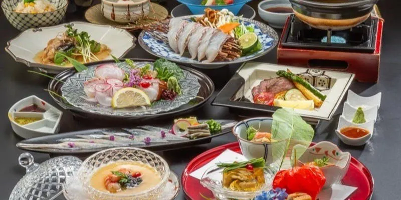 【金波】広島牛すきやきと車海老・雲丹・天然鮃の料理を堪能|プレミアム全8品