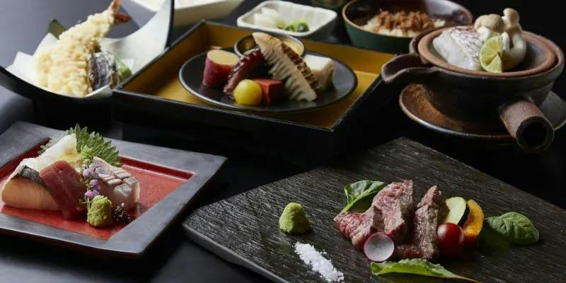 【紫翠懐石】天麩羅、黒毛和牛の炭火焼き全7品