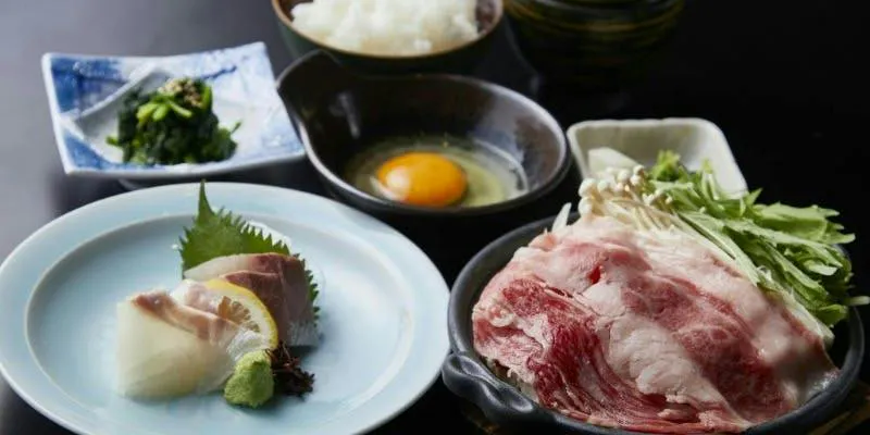 [Itsuki Set] Omi Beef Sukiyaki Hot Pot, 5 Fresh Fish Dishes