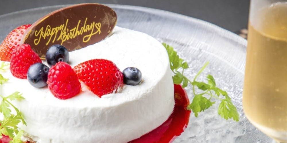 Reserved Private Room for a Wonderful Time with Someone Special – Anniversary Plan with 3 Exclusive Benefits