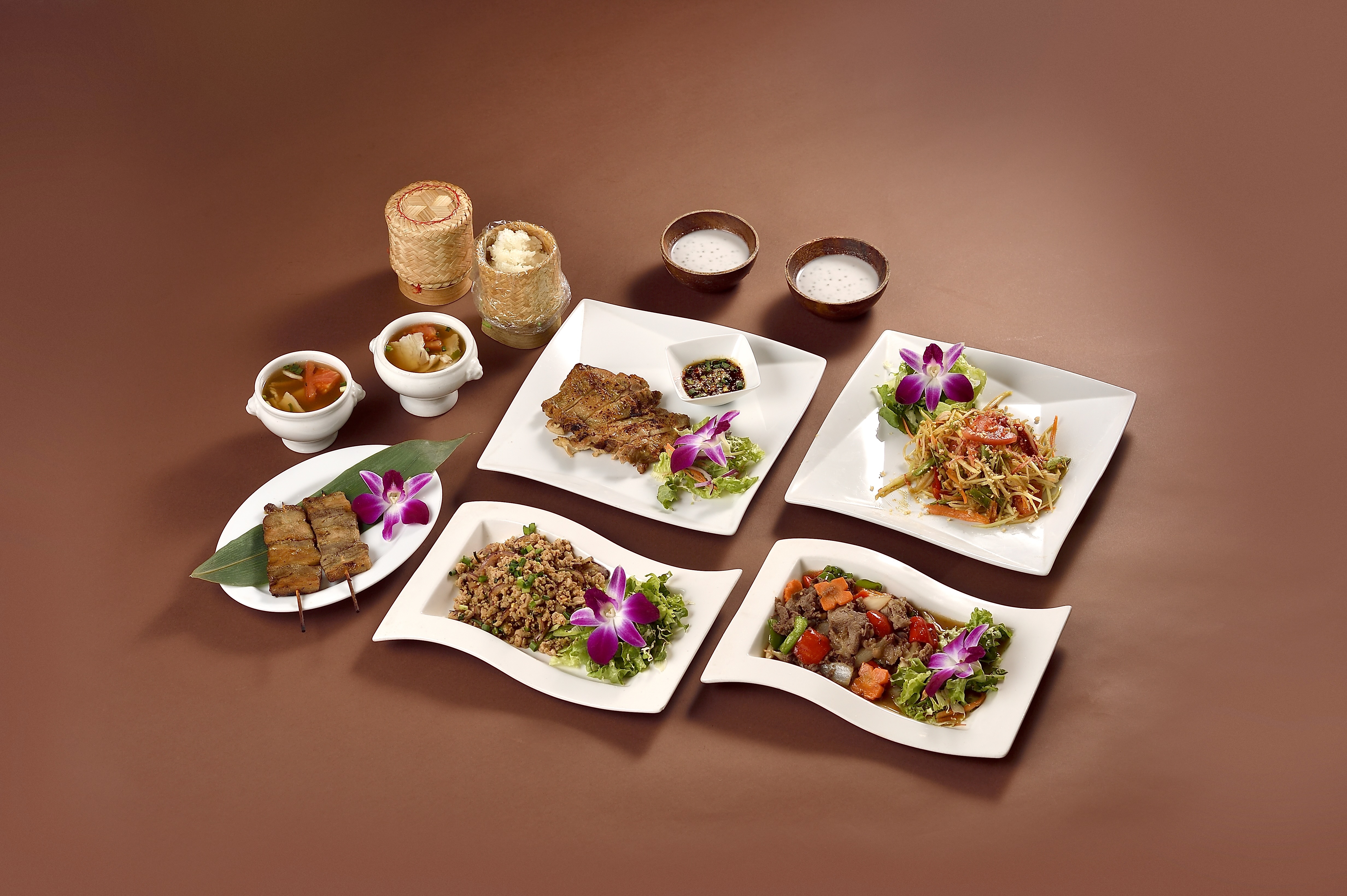 Isaan Course: Recommended Isaan cuisine from the Northeastern region of Thailand that is spicy, delicious, and addictive