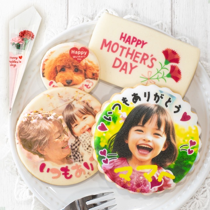 [October–December] Anniversary Plan Dinner: Receive one complimentary cookie printed with a commemorative photo taken on the day and an anniversary cocktail! All-you-can-eat snow crab, red snow crab, and roast beef