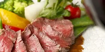 【特別ランチコース　C 】特選牛フィレ肉のタリアータなど全5品＋選べる1ドリンク付