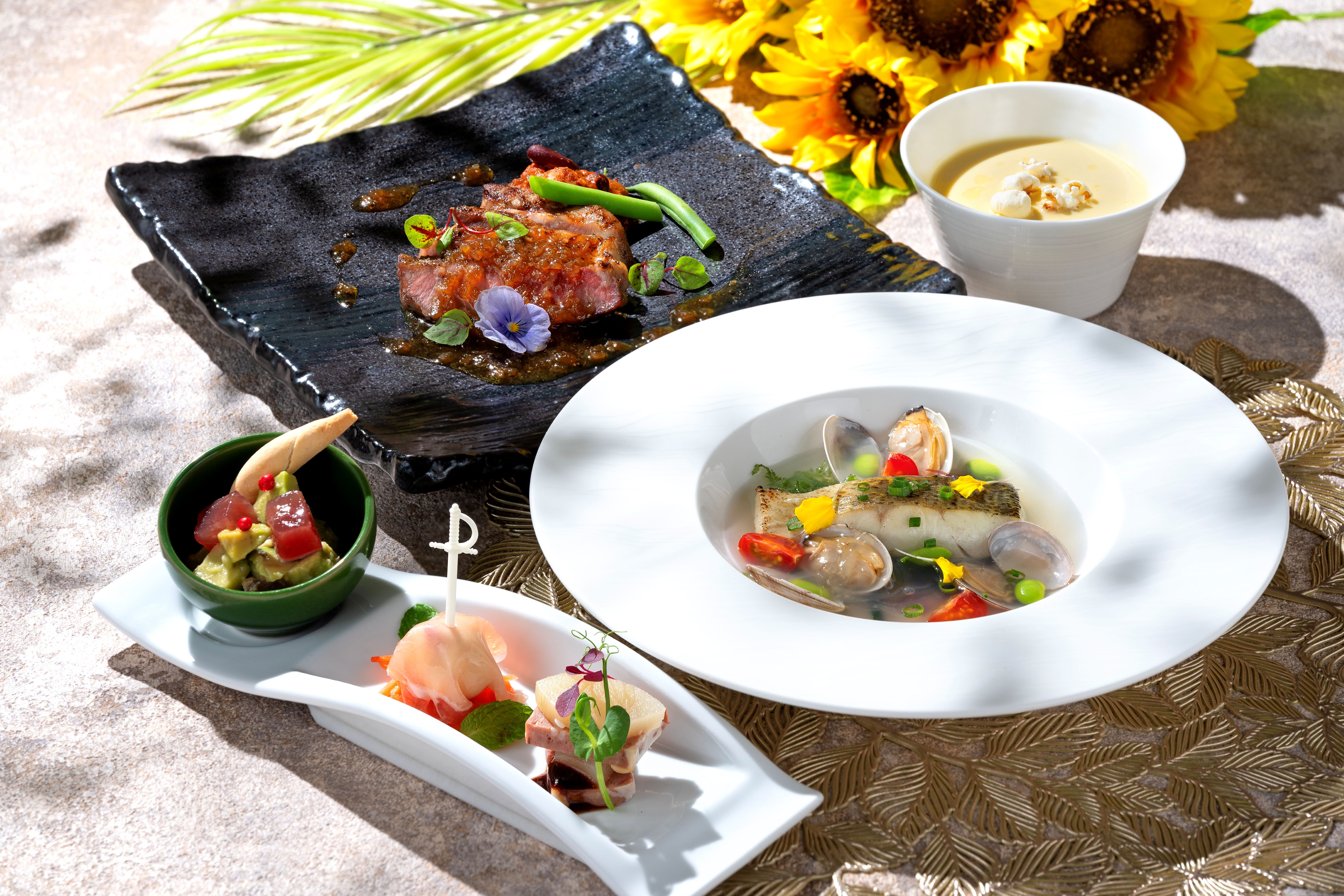 ☆焕新升级☆平日限定5800円→4930円！！附带甜品自助的鸢尾午餐♪
