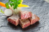 【Dinner】 W appetizer, prime Wagyu beef "Waou" 120g, pan-seared foie gras, and 8 other dishes in total.の画像