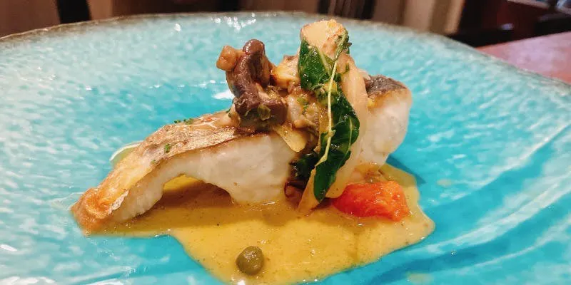 【「魚」タリアンコースUno】一尾丸ごとの魚で2品の料理と、厳選食材の魚介料理の全6品