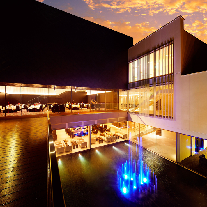 [Beer Garden / Beer Hall] Indoor seating available / Terrace seating available / Buffet / All-you-can-drink