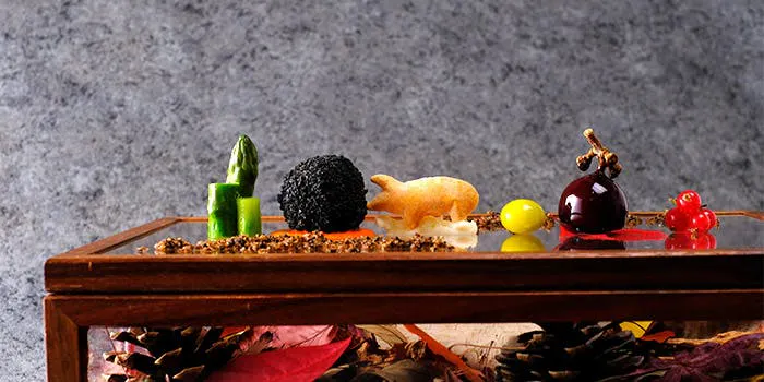 For reservations from 12/1 onward, please click here [Dinner Course] 10 to 12 dishes