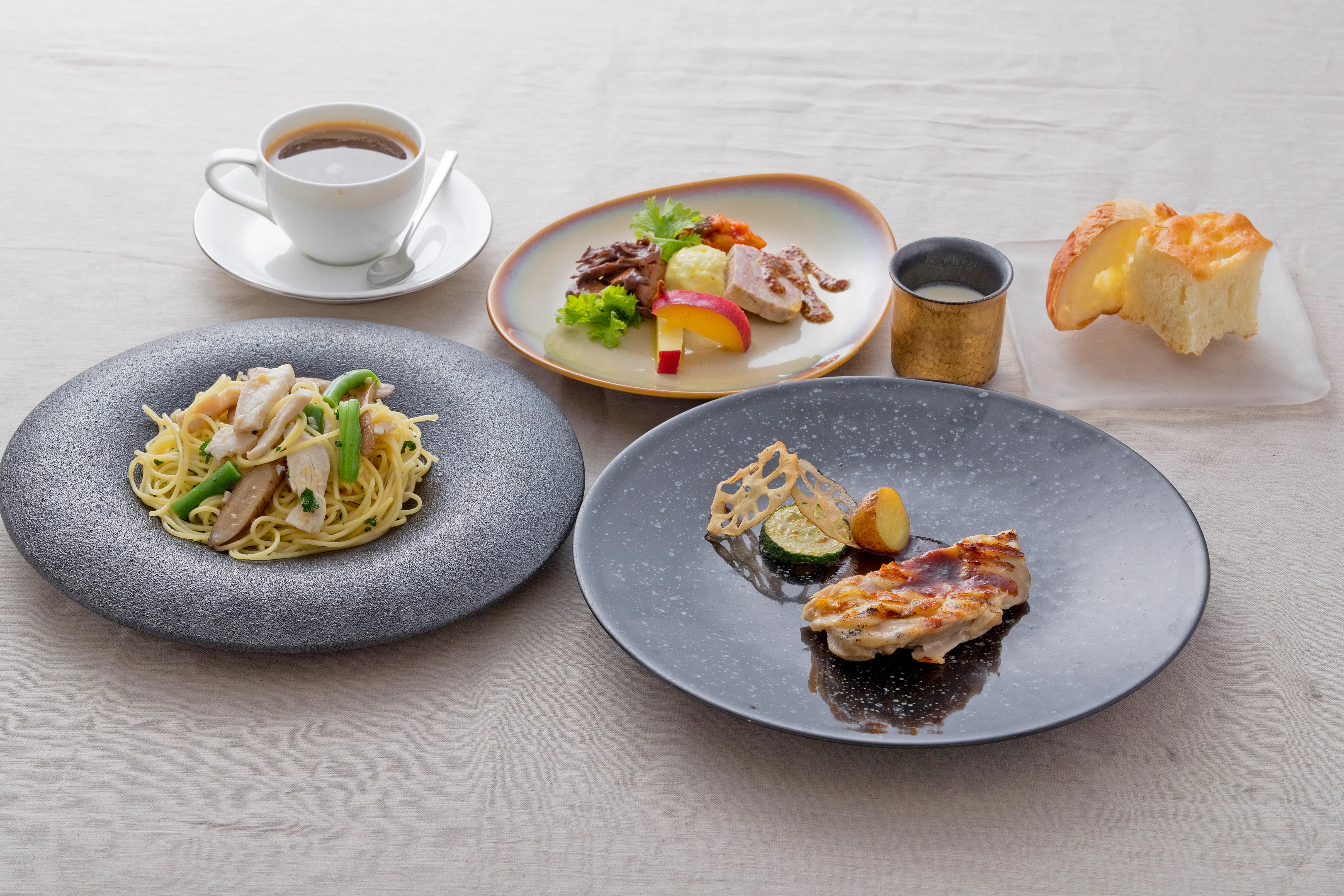 【スミレ Lunch 】お好みのパスタとメインが選べるコース全6品