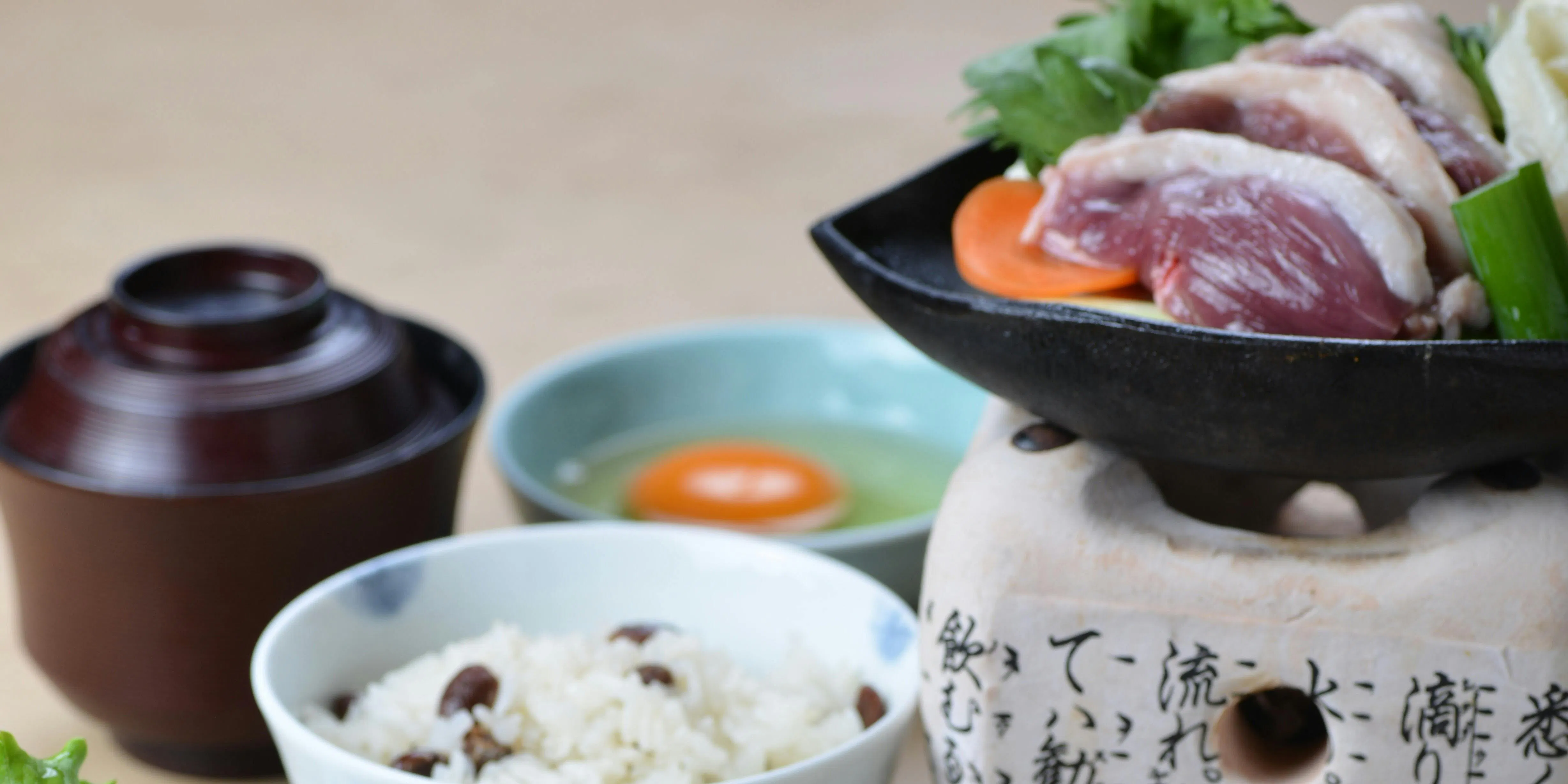 【かも御膳】　鴨すき焼をメイン全8品満足 （ご予約人数が7名様まで）