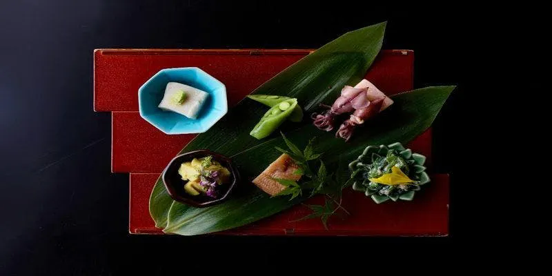 【ランチ限定】八寸から始まるカジュアルに季節のお料理を楽しむ 豆ちゃの昼懐石【凪】