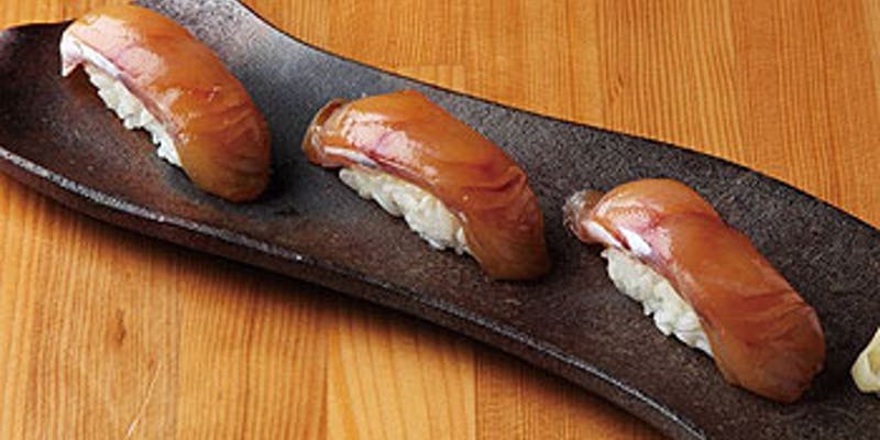 【八丈島料理堪能コース】A5佐賀牛ミスジの握り 全10品