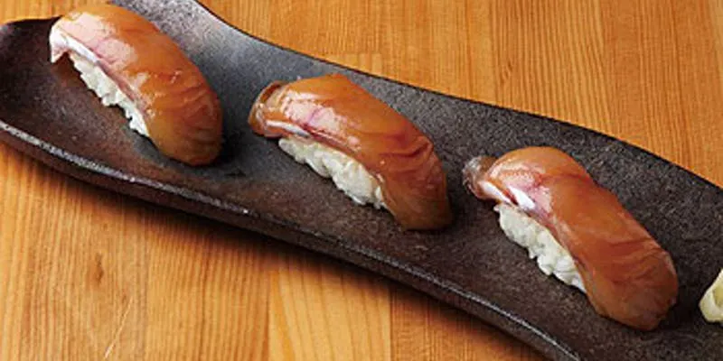 【八丈島料理堪能コース】A5佐賀牛ミスジの握り 全10品