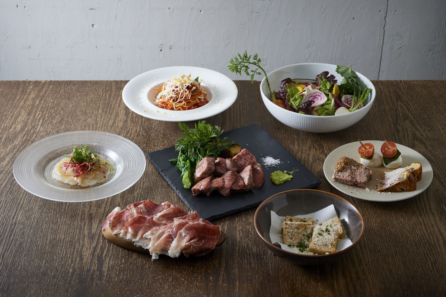 ★大人気！飲み放題付き豪華宴会プラン★『A5ランク和牛熟成肉＋お魚料理＋ドルチェ豪華プラン』2h飲み放題込 12,000円／1人　※10名様以上で11,000円／1人（金曜日、祝前日を除く）