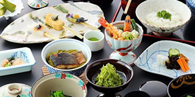 【抹茶料理】精選的抹茶，從飲用到食用，共九種不同的抹茶美食讓您細細品味。