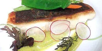 【ランチ】生うにコンソメジュレ、選べるメイン等全5品