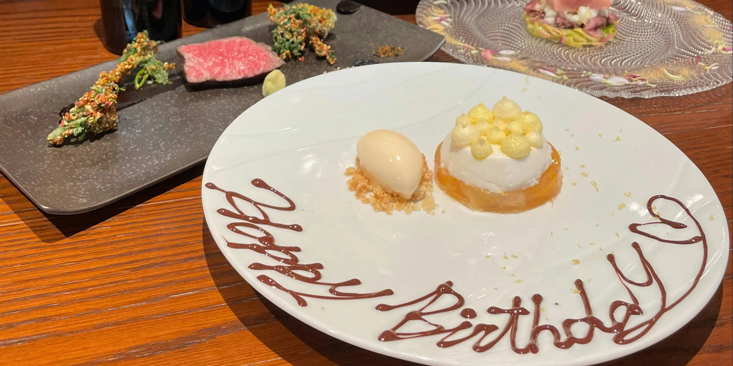 Anniversary Plan with Message Plate "Anniversary Course"