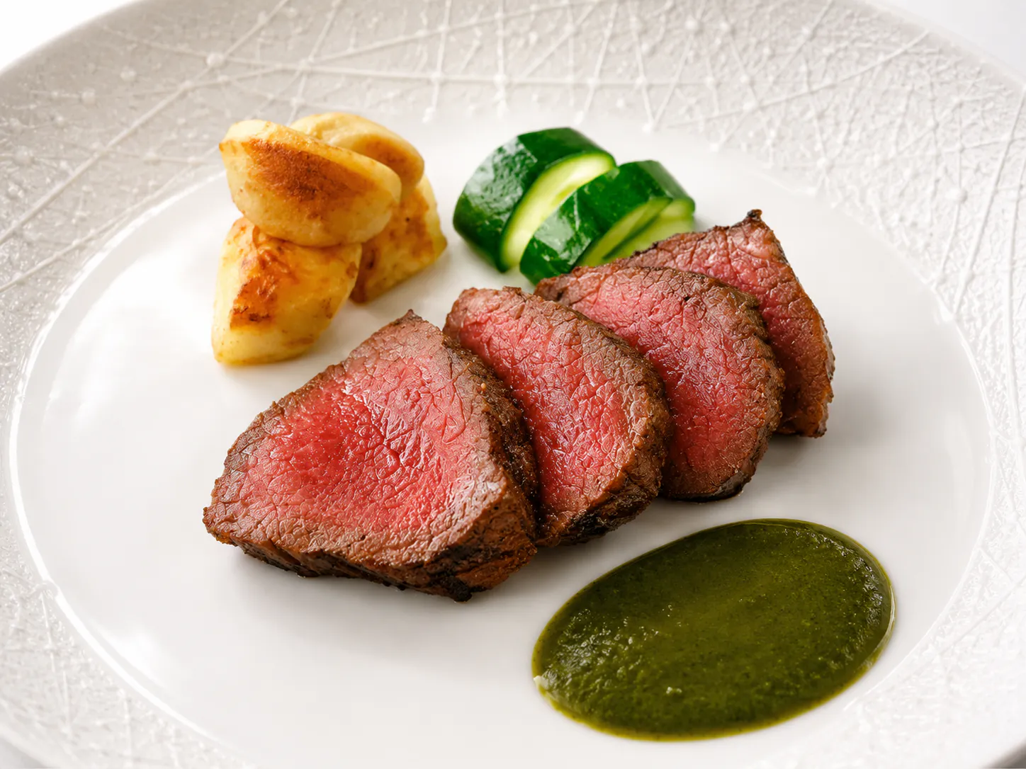 Luxurious Kaiseki: Foie Gras, Live Abalone, A5 Wagyu Beef, 2 Desserts, and more - 9 courses in total (10% service charge included)