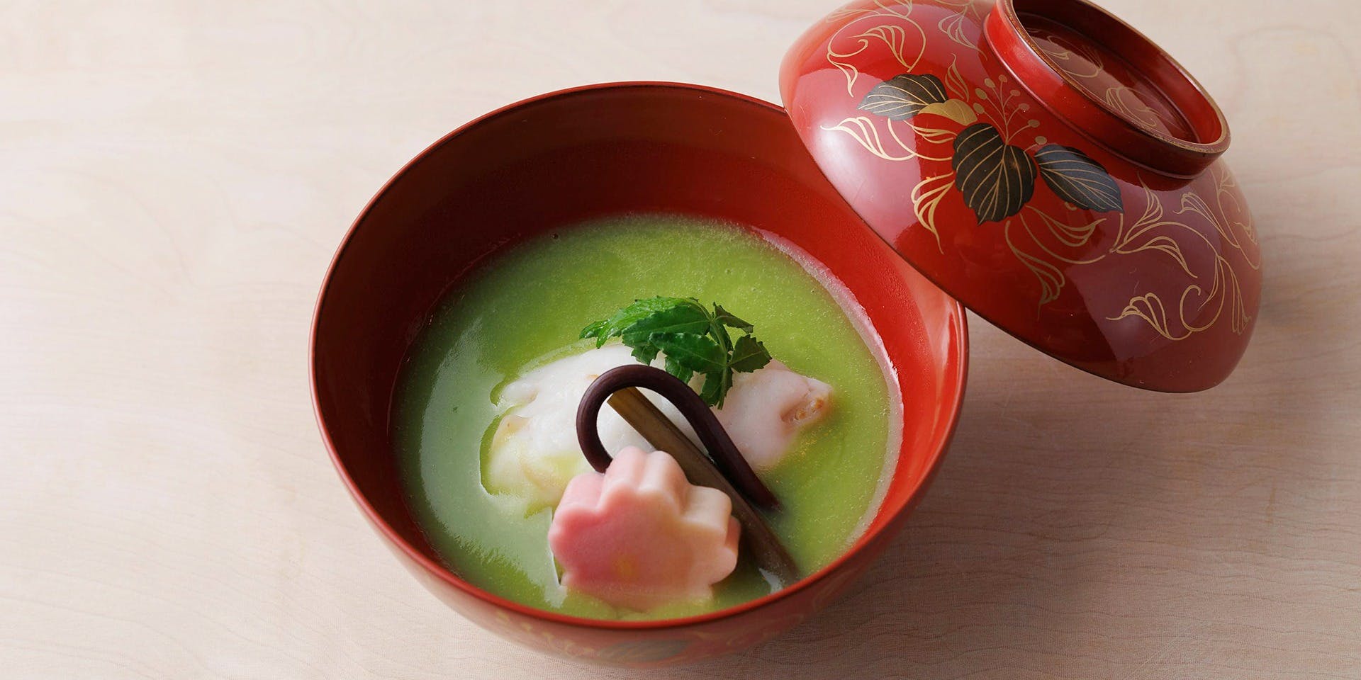 おすすめ！ 旬の味覚とメイン料理（熟成和牛or旬の魚介）が選べる会席コース（8品）＋ワンドリンクサービス　※（９月前半献立はお肉料理が２種になります）