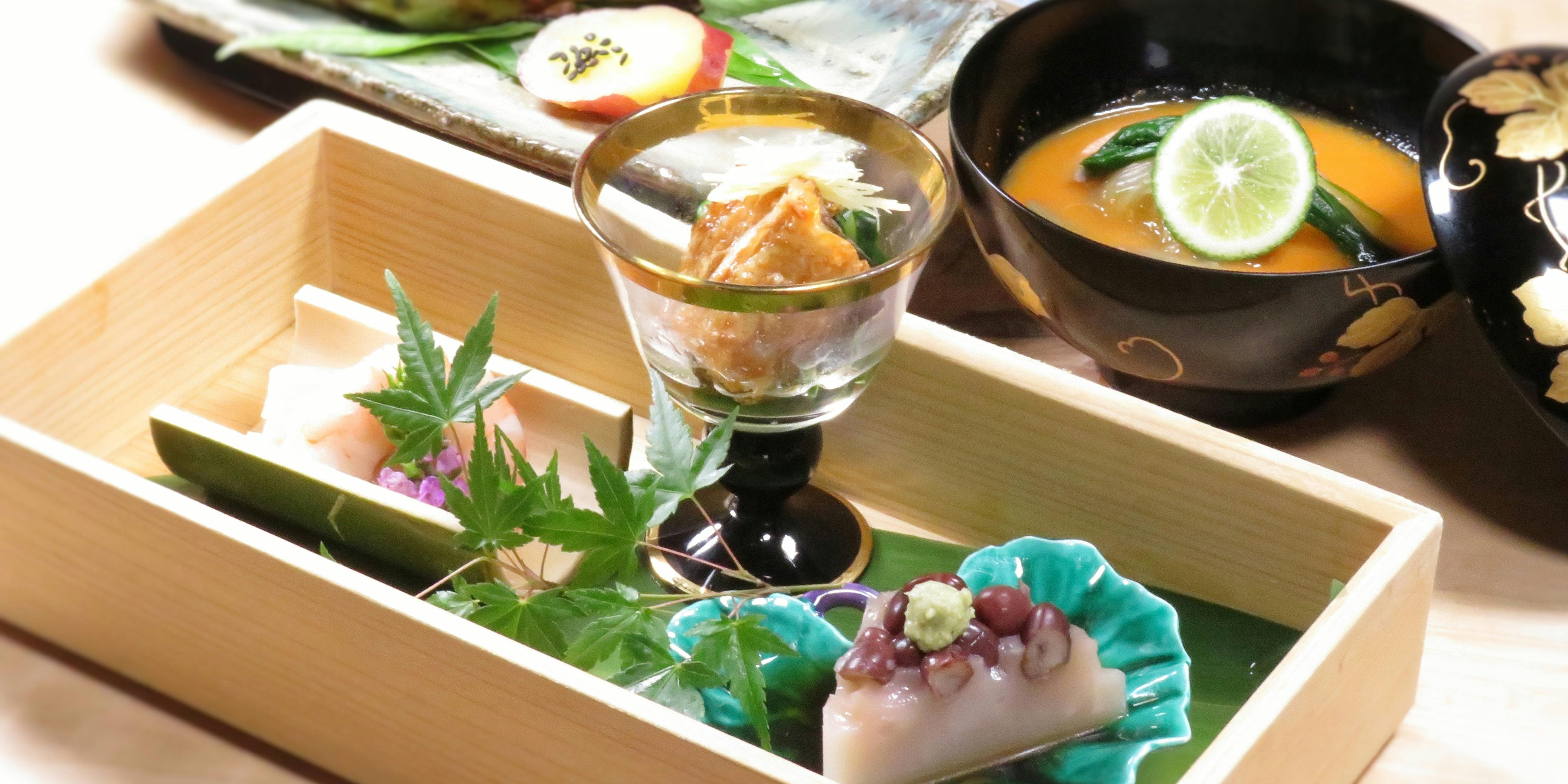 おすすめ！ 旬の味覚とメイン料理（熟成和牛or旬の魚介）が選べる会席コース（8品）＋ワンドリンクサービス