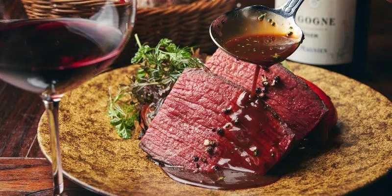 【大盘形式/特别计划】主打国产牛“臀肉”炭火烧的全8道菜
