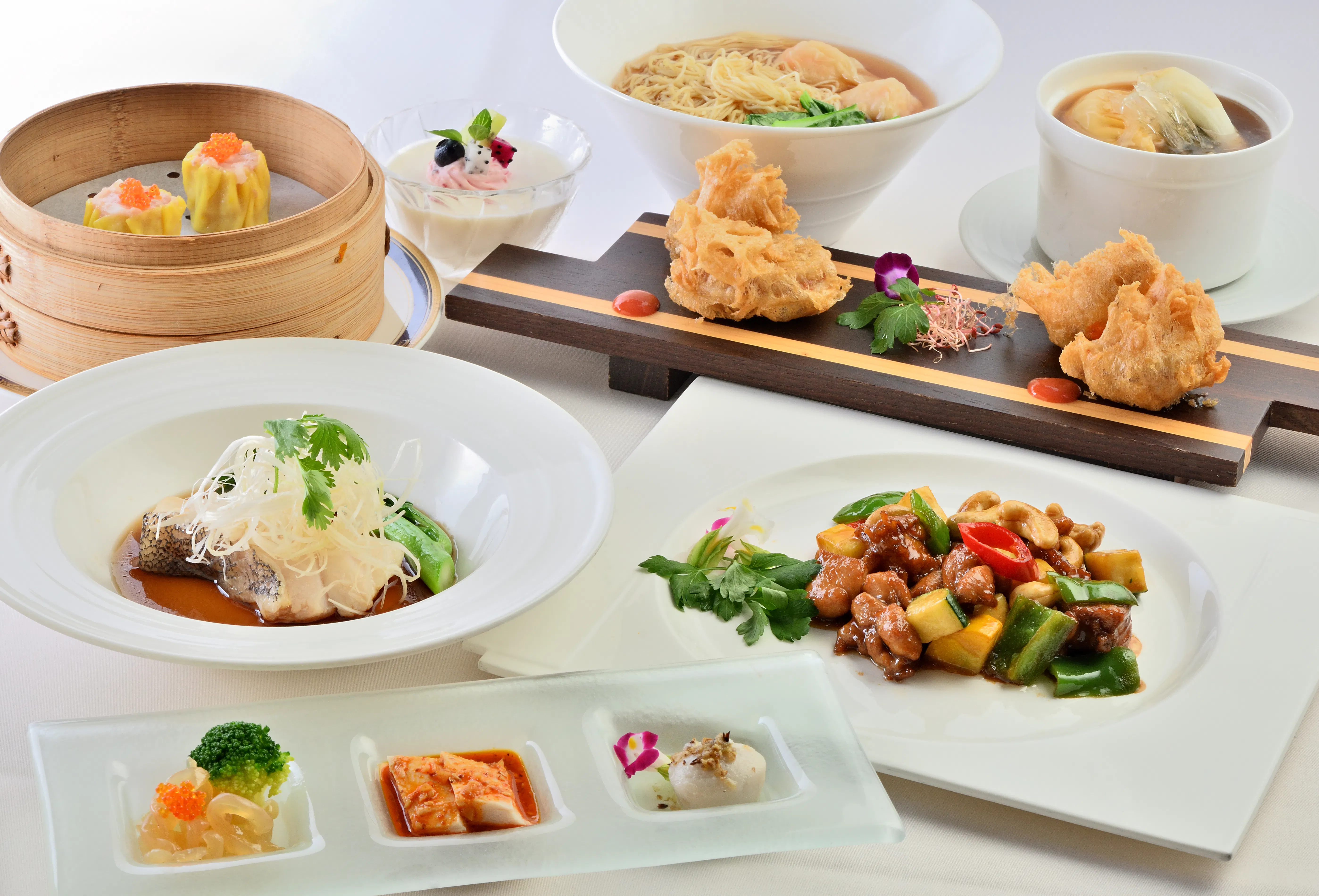 Hong Kong Course: Includes Peking Duck and Dim Sum, 8 dishes in total