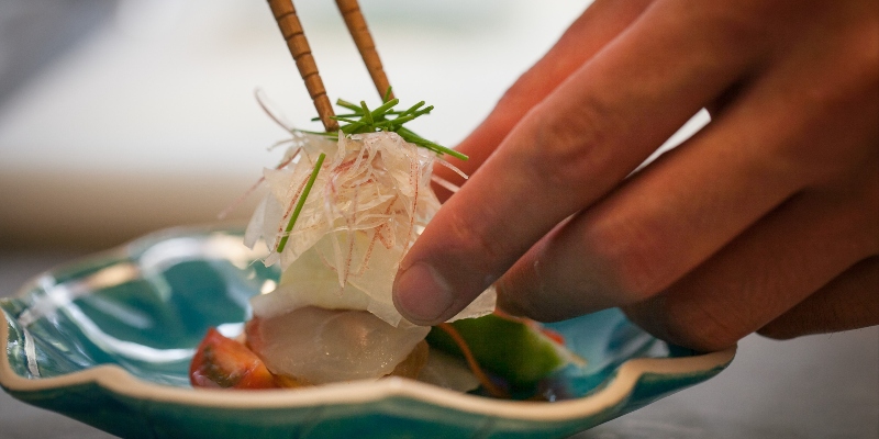 9-Course Dinner: Featuring Main Dishes of Fish & Beef Fillet