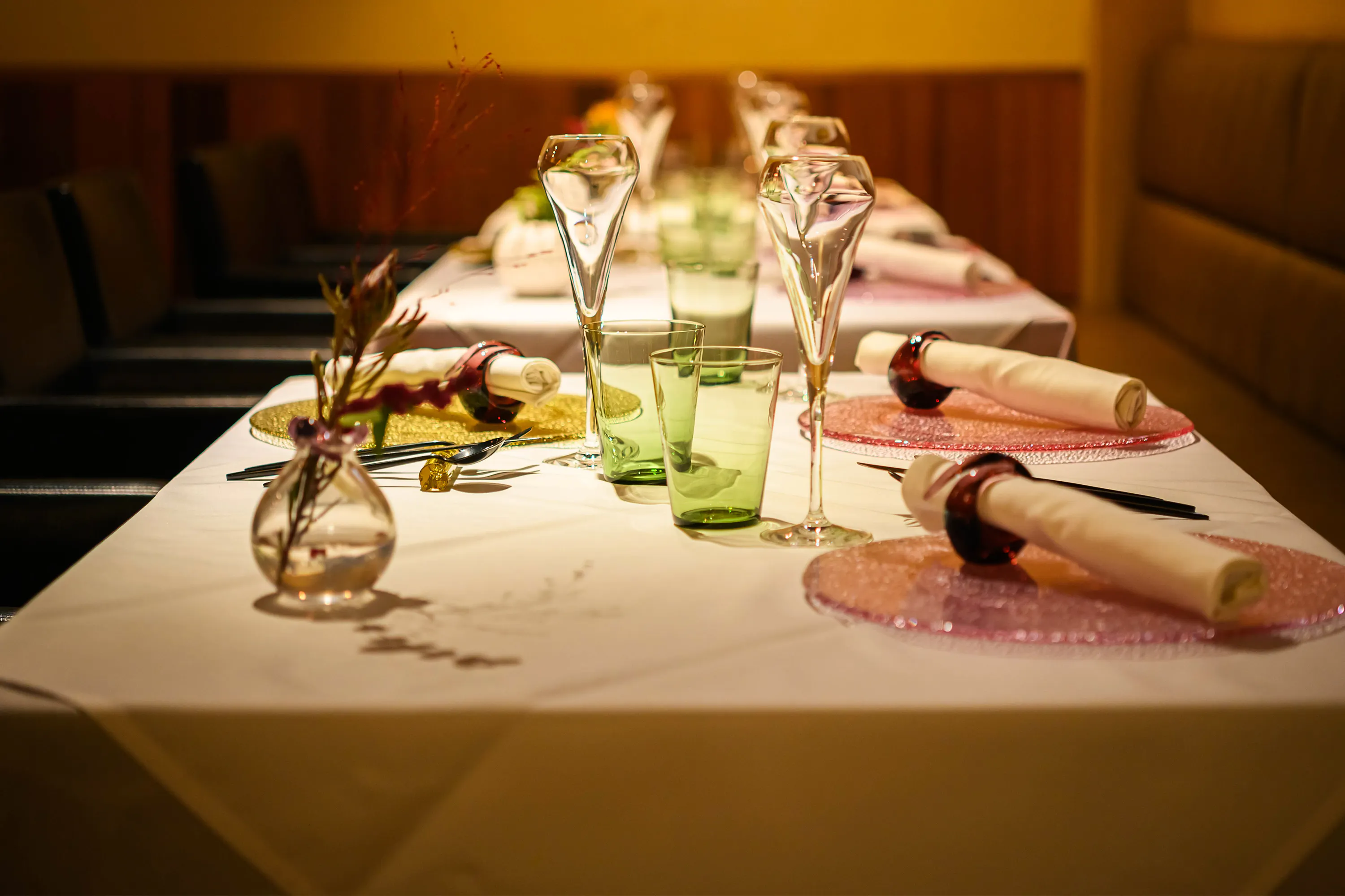 Vintage with Restaurant 