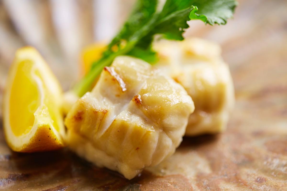【河豚套餐】包括河豚唐揚、烤河豚等共7道菜品