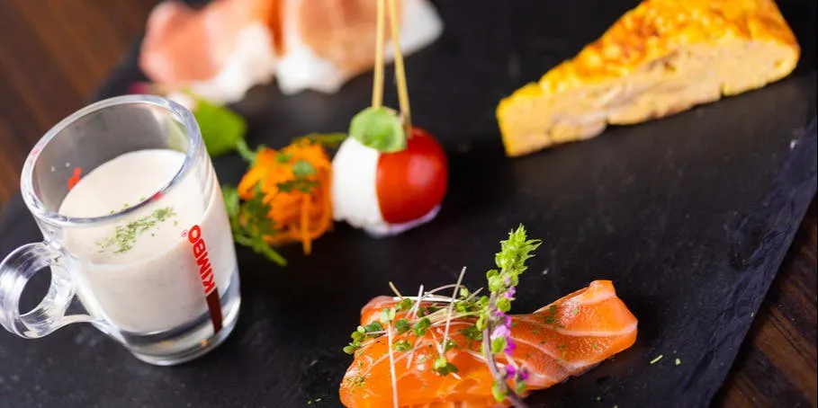 【Party Plan for 3 or More People】2-hour All-You-Can-Drink, Pasta, and Main Dish with Black Wagyu Beef, etc.