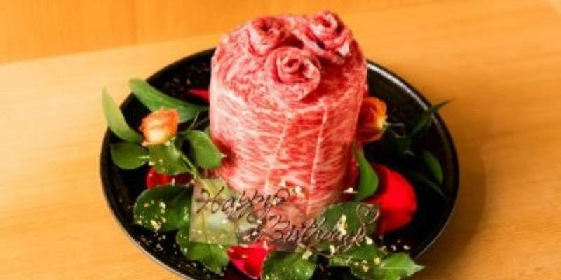 【Premium Anniversary Course】肉ケーキでお祝い！！トリュフユッケ、雲丹ドックを堪能