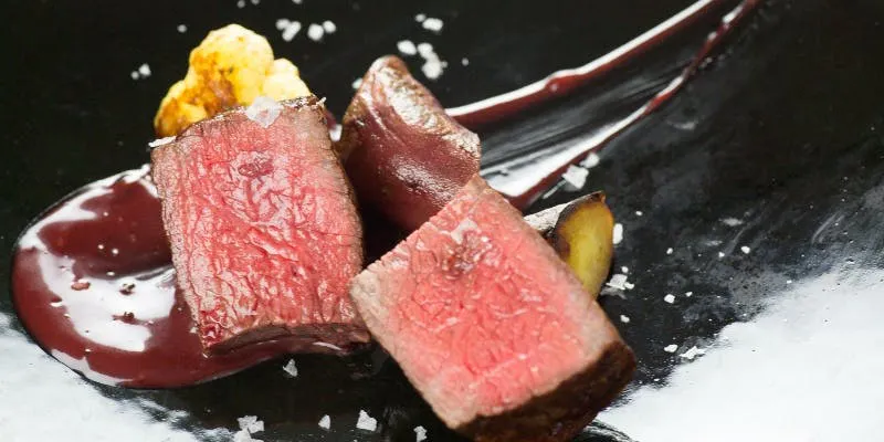 【L‘opera rara】Lunch Special Featuring Our Special Mineo Beef Grilled Over Wood, Handmade Pasta, Risotto, and Complimentary Coffee Included with Service Charge!