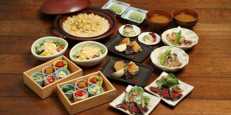 おはしの名物おばんざいコース