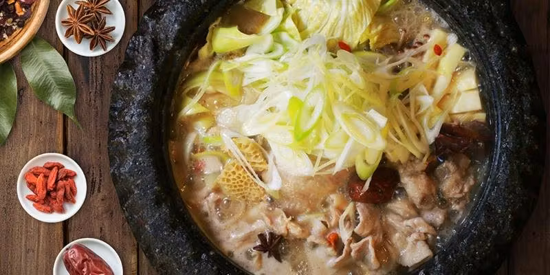 薬膳白湯 石頭火鍋　ヤクゼンパイタン コース
