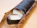 鲭鱼寿司（海苔卷）的图像