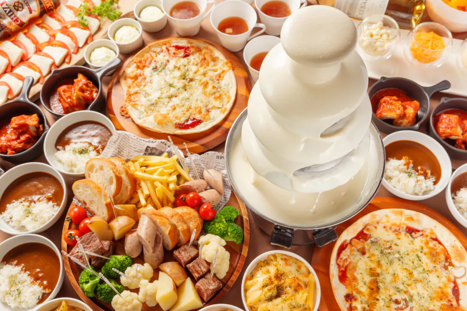 Fromage Journey~フロマージュ・ジャーニー~ チーズファウンテン+チーズ料理とスイーツが楽しめる特別なビュッフェランチ! 12/13(日) , 12/19(土) , 12/20(日) 11:00~15:00(Lo13:30)90分制
