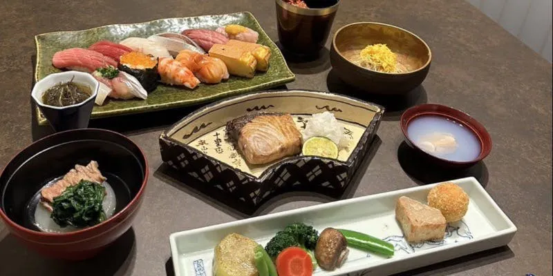 【おまかせ人気コース】握り12貫~、お造り、一品料理など