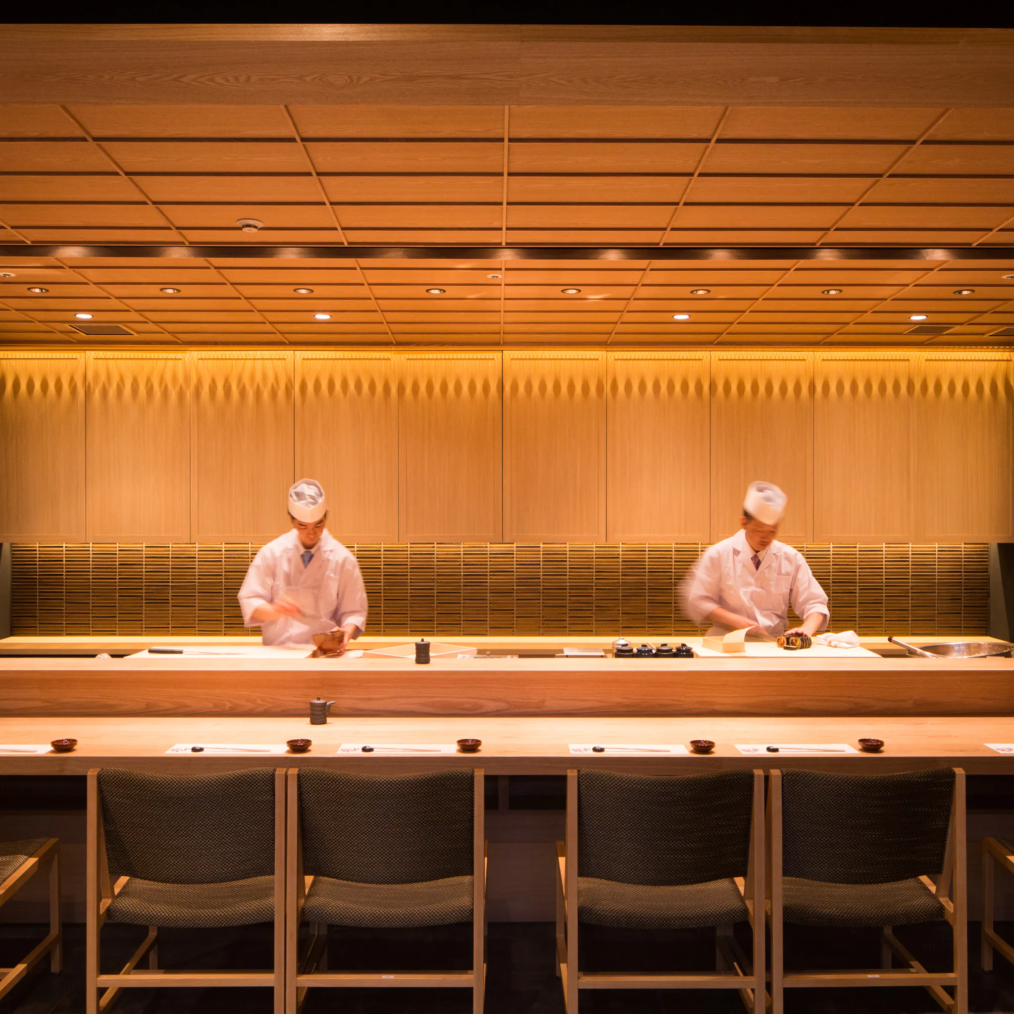 SUSHI SAKE Ibuki Tokyo Station TEKKO Avenue