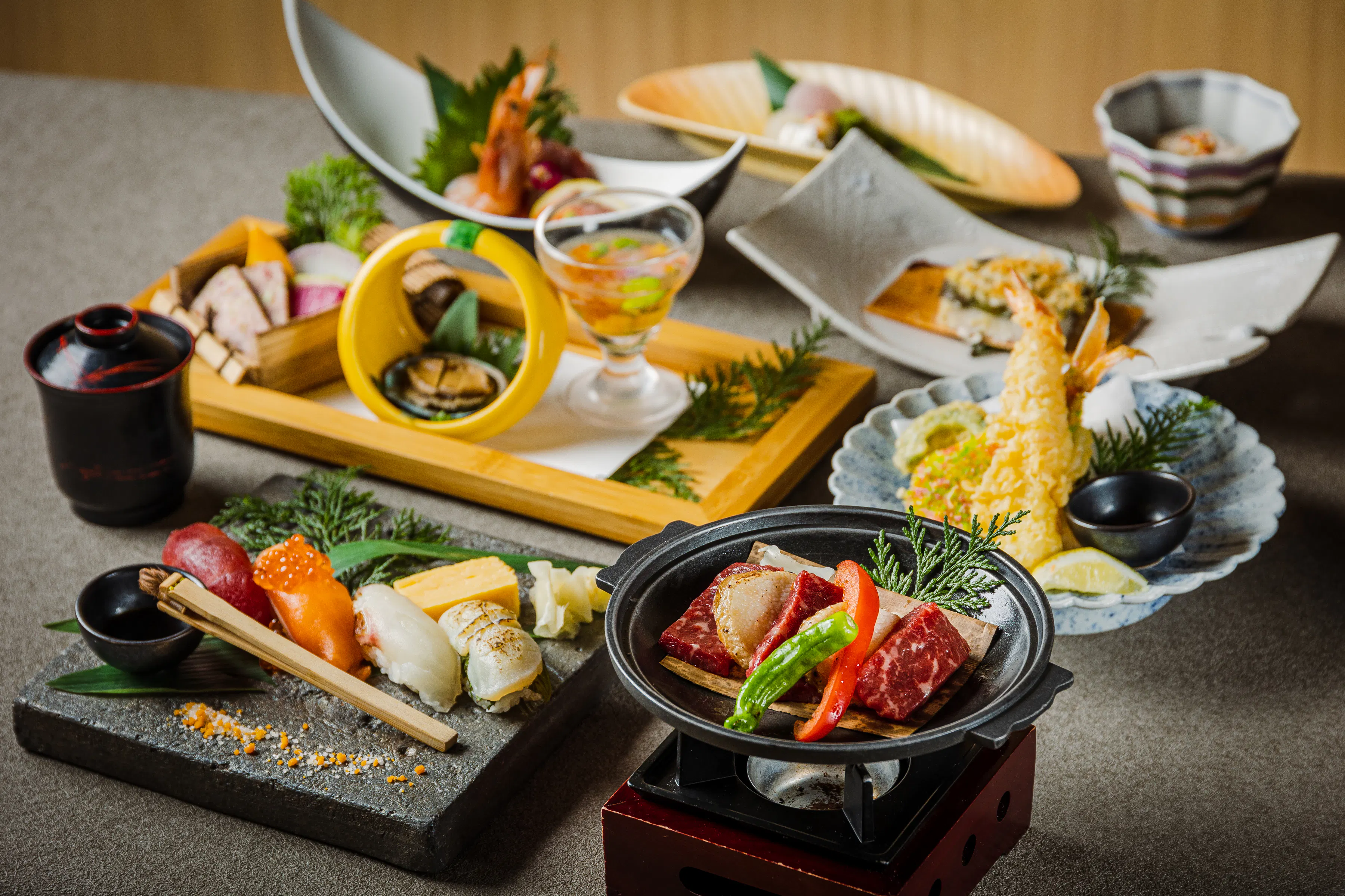 【会席コース】握り三貫　黒毛和牛など特別な御食事　全10品