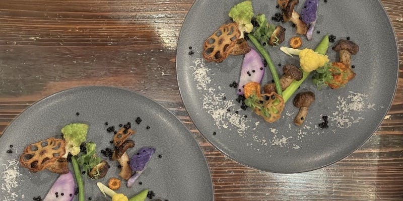 For Those Who Want to Enjoy a Course Casually: 9 Dishes