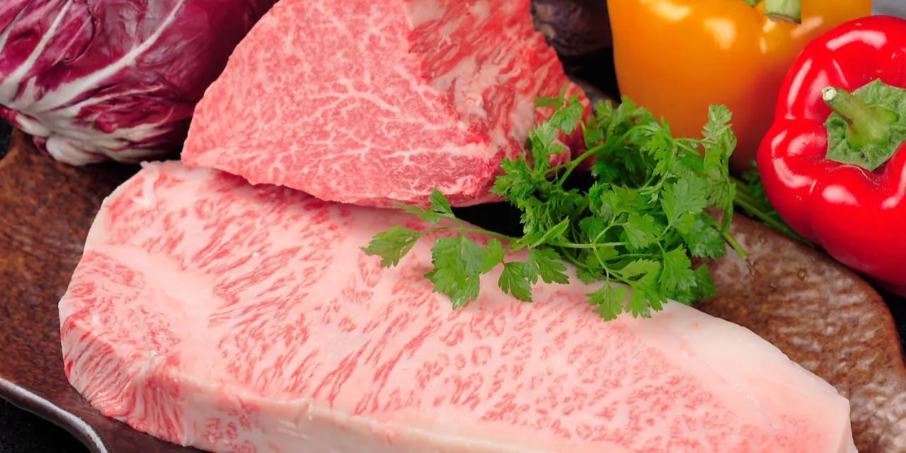 特撰黒毛和牛フィレステーキコース（100g=11,000円、150ｇ=15,290円）