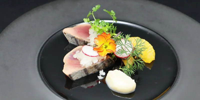 【高级午餐】在绝佳的地点享受主厨精选的全套菜单