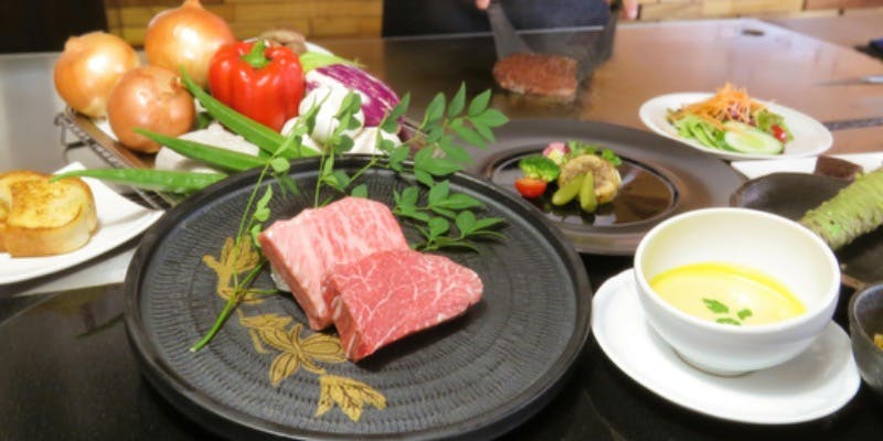 【黒毛和牛プレミアムステーキコース】黒毛和牛ヒレ＆サーロインを鉄板で最高の状態で…