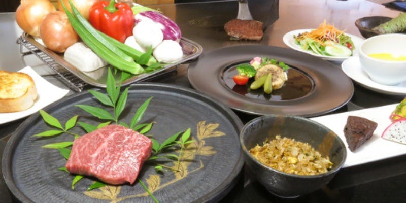 【黒毛和牛ステーキコース】厳選した国産牛をシェフが鉄板で最高の状態に焼き上げます