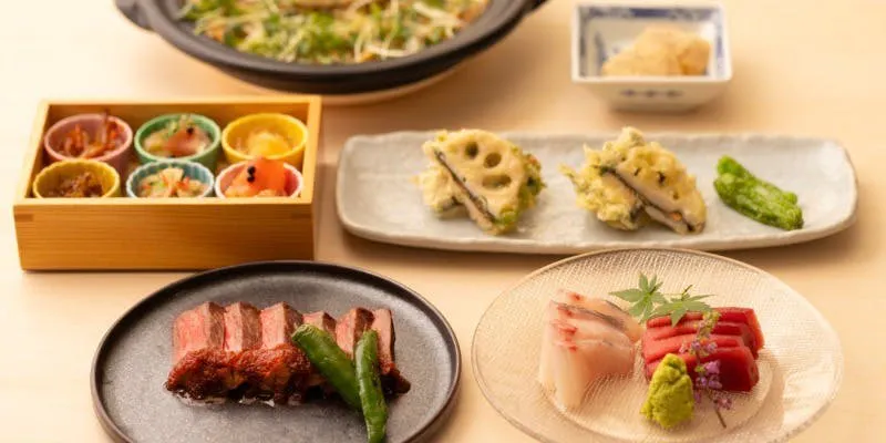 Lunch Course “Yuu” featuring grilled Japanese Black Wagyu and six dishes total