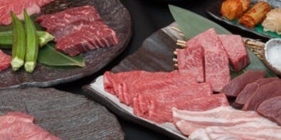【近江ランチ】カジュアルに愉しめる焼肉ランチ全13品